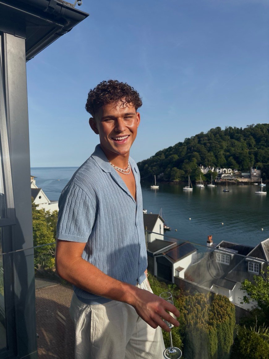 On the coast on a summer afternoon